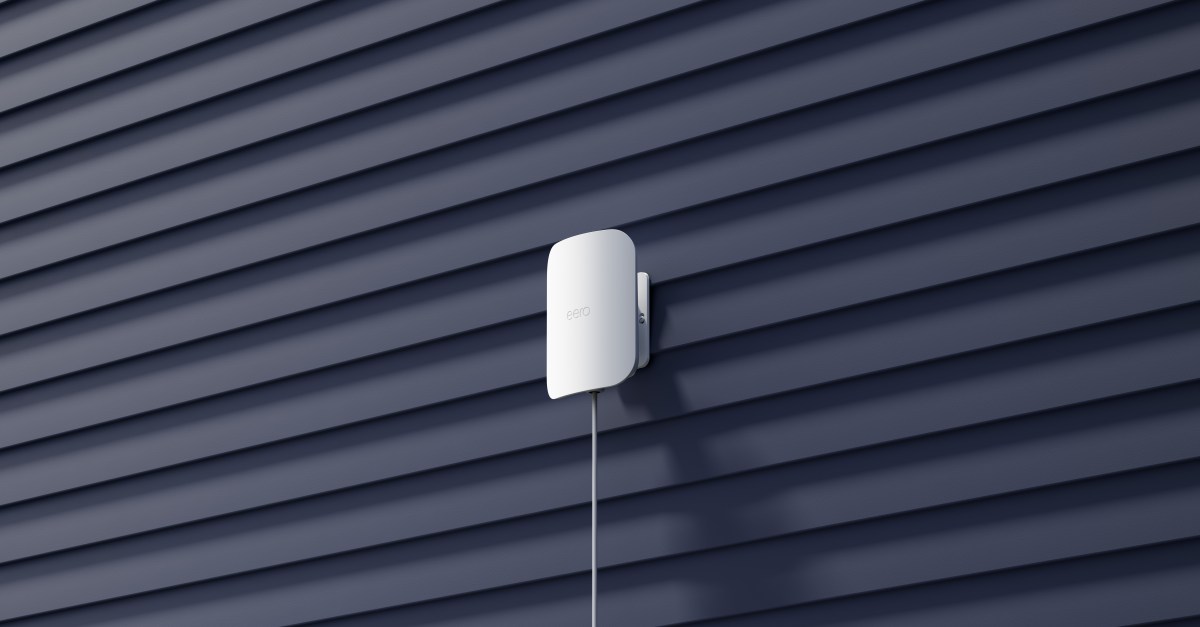 andrewdotcom's tweet card. Work from the garden!