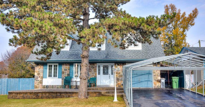 Tweet card summary image