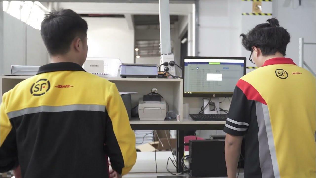 qlik's tweet card. SF Supply Chain: 2021 Global Transformation Award Winner