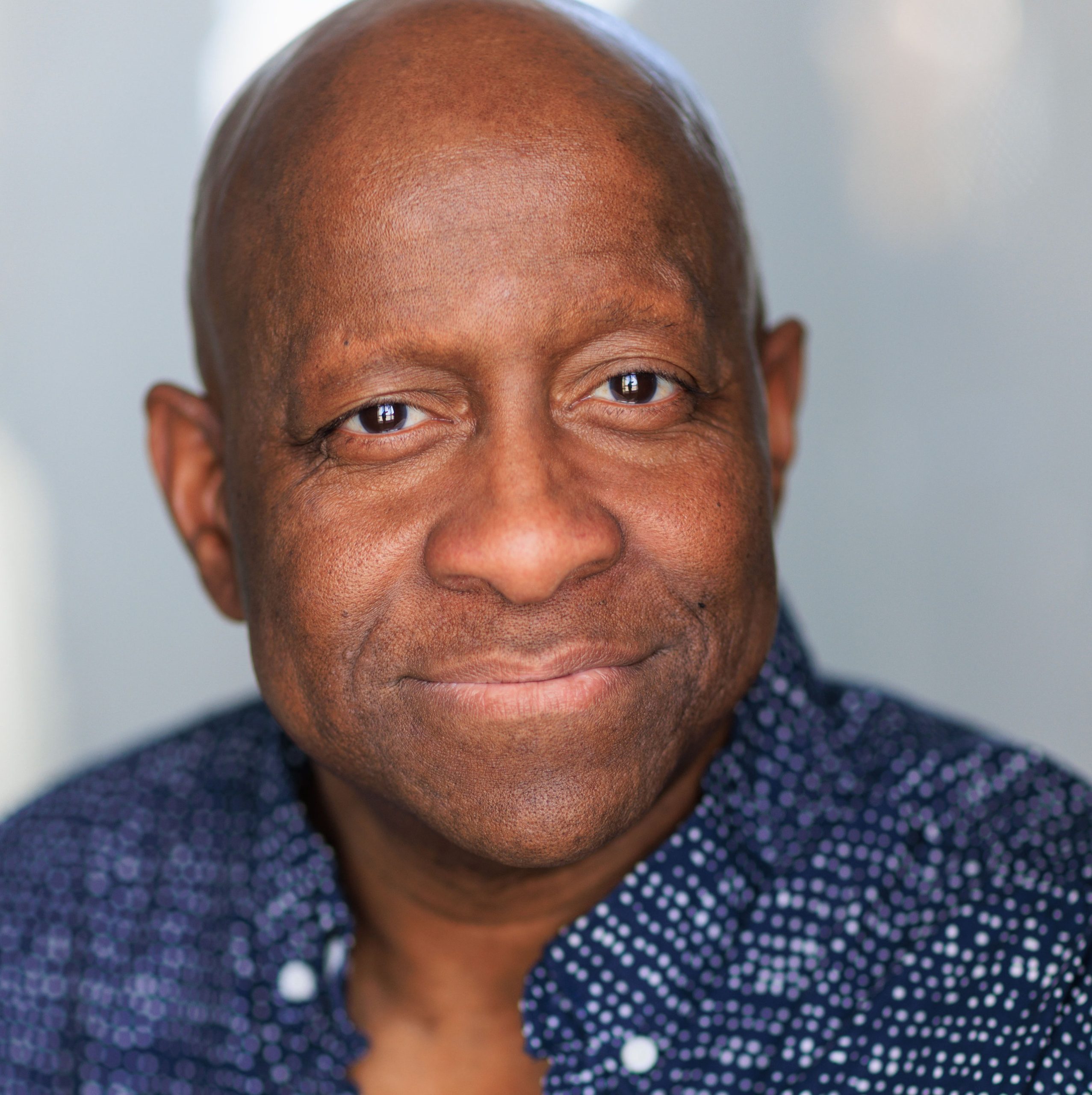 webbytelly's tweet card. Dave Benson Phillips - Harvey Voices