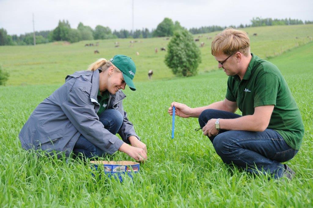i2connect_EU's tweet card. We are looking for agriculture and forestry advisers with a success story to share! Times are changing! All across Europe, the farm and forestry enterprises are facing major social, economic, and...