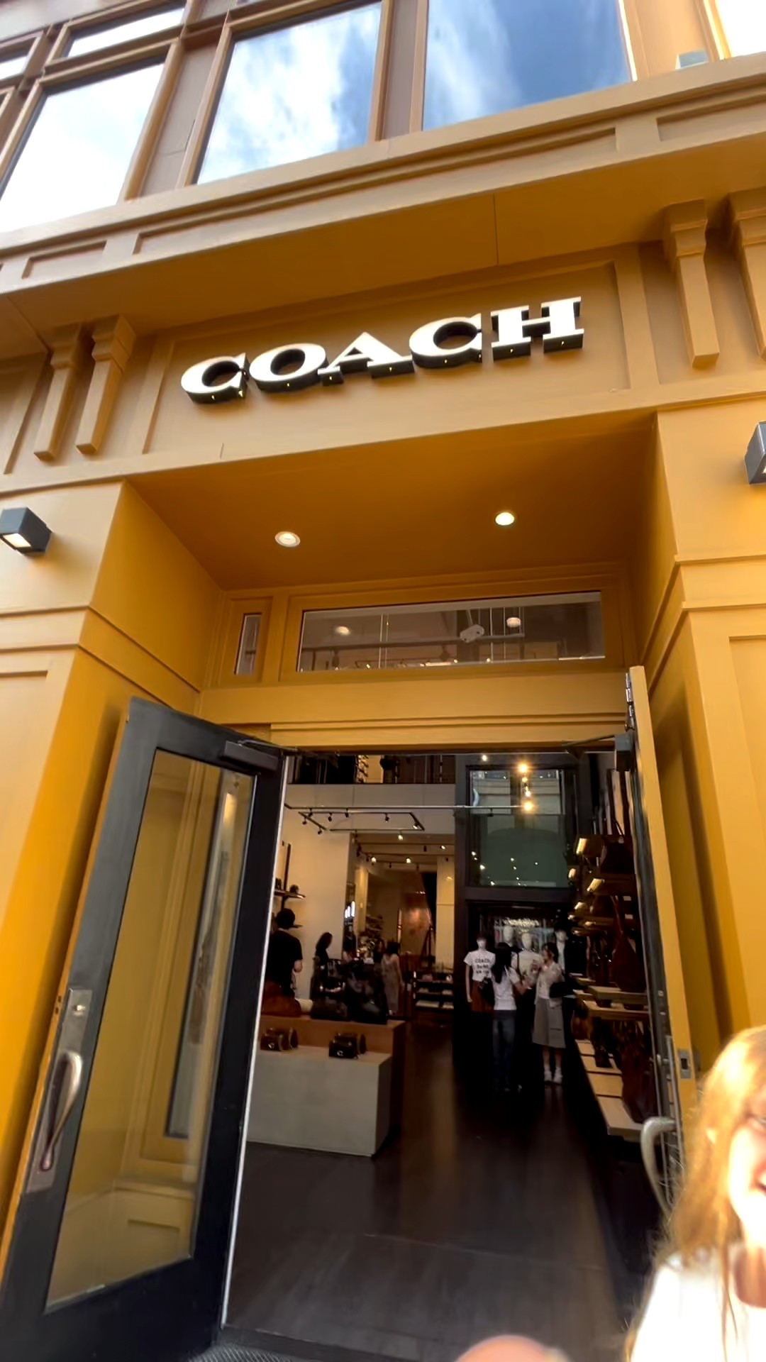 BchTwnMamaCrwn's tweet card. Shop the latest from BeachTownMamaCrown on LTK, the easiest way to shop everything from your favorite creators.