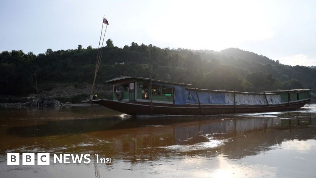 bkksnow's tweet card. "จีนไม่ปล่อยน้ำไหลลงมาในช่วงฤดูฝน แม้จะรู้ว่าการกักน้ำจากจีนจะทำให้ประเทศด้านล่างต้องเผชิญผลกระทบรุนแรงจากภัยแล้งก็ตาม"