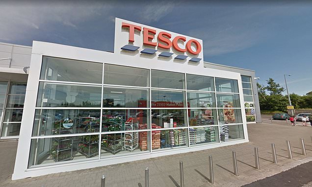 DailyMailUK's tweet card. Newlywed Kathleen McDonagh, 25, was sentenced for criminal damage after taking the lid off the crisp container at a Tesco near Cork, Ireland.