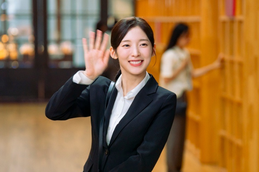 KKK10000000000's tweet card. KBS 2TV’s upcoming drama “My Girlfriend Is the Man!” has unveiled the first stills of OH MY GIRL’s Arin in character! Based on the popular webtoon of the same name, “My Girlfriend Is the Man!” is a...