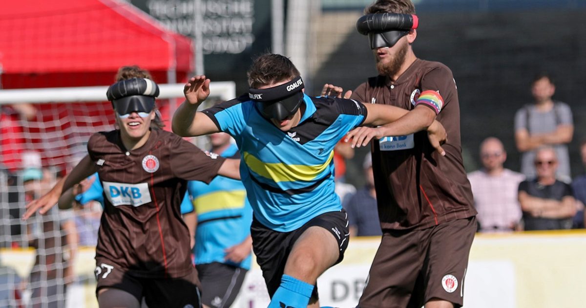 FCSP_BliFu's tweet card. Der Deutsche Meister lädt zum Masters ein ☠ Sieben Teams sind am Sa. (12.10.) und So. (13.10.) am Borgweg dabei ⚽ Hier alle Infos!