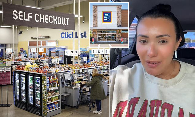 IntAndSquint's tweet card. Aldi better check itself before it wrecks itself.