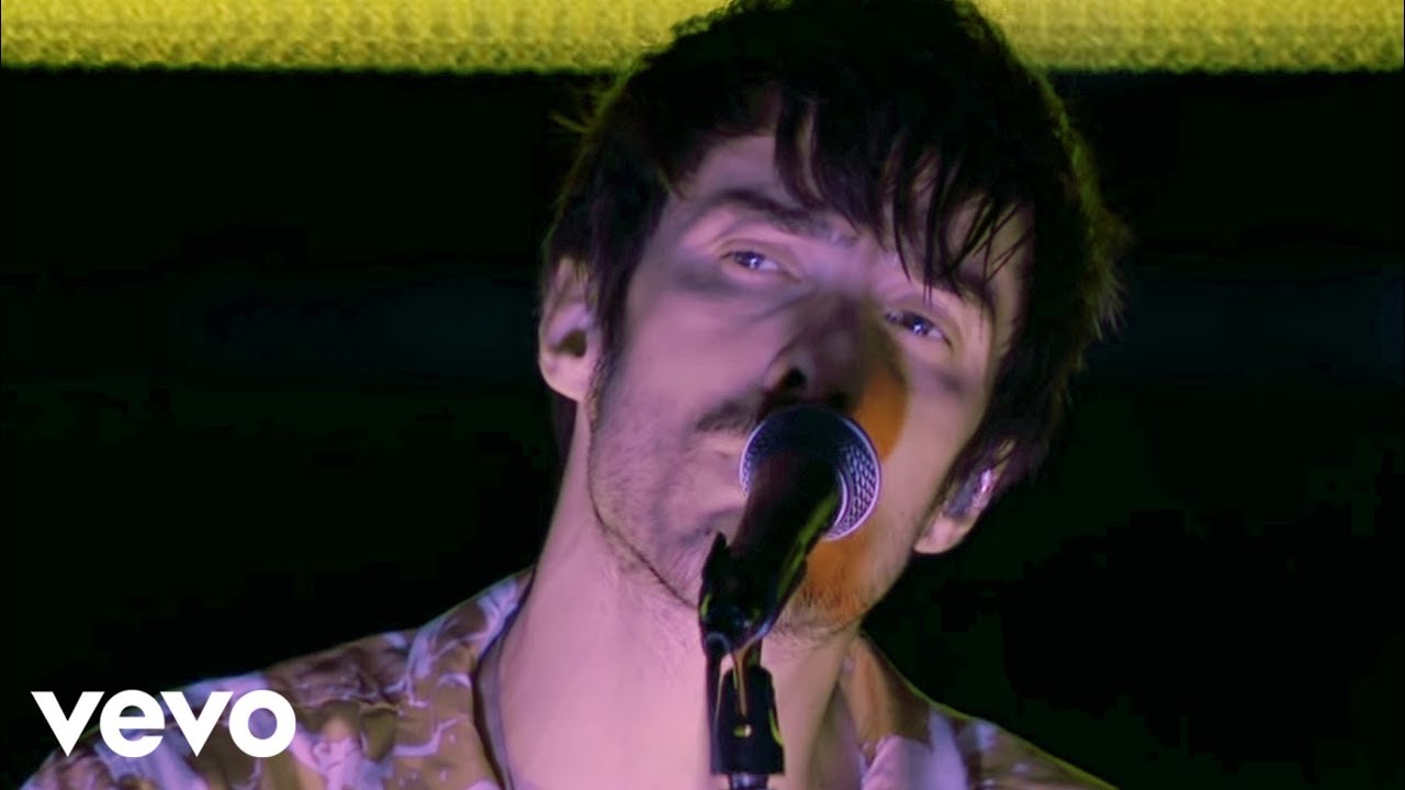 neumaticosjorge's tweet card. Vetusta Morla - Baldosas Amarillas (En Directo)