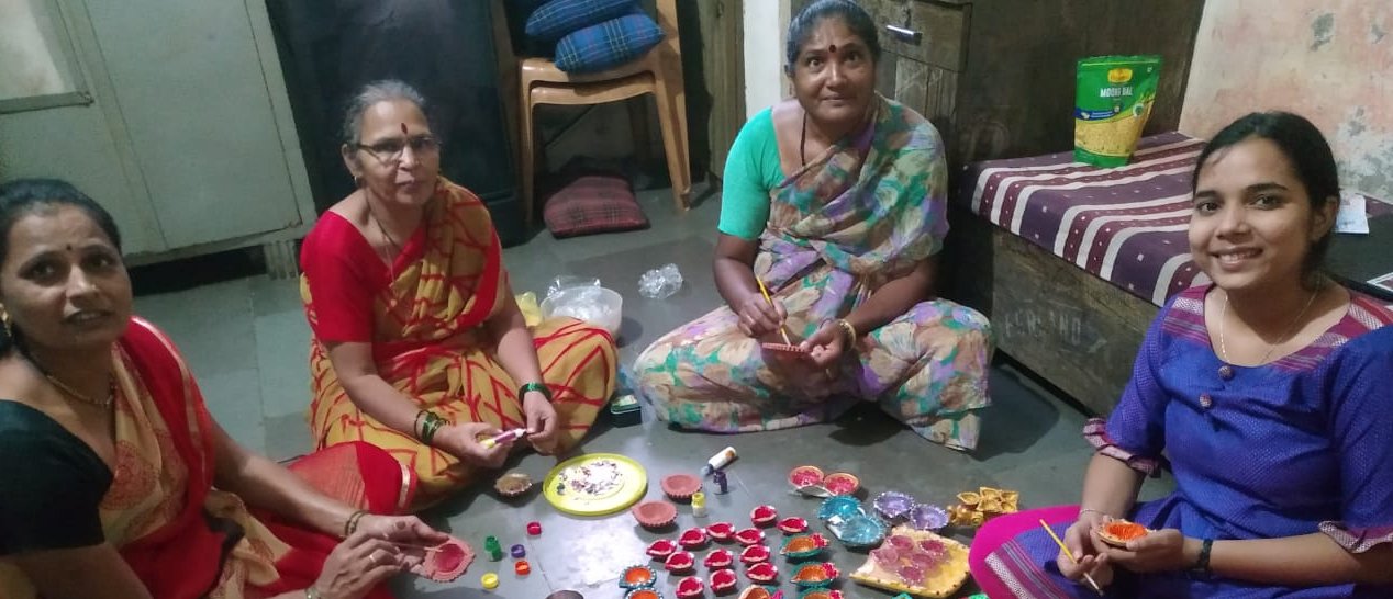 GeetaPrakash's tweet card. In a free enterprise, the community is not just another stakeholder, but is in fact the very purpose of its existence - Jamshetji Tata Last few months of lockdown has had a disastrous effect on local...