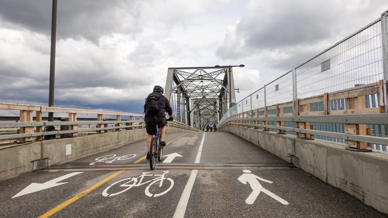 MultiModalExp's tweet card. Alexandra Bridge (Ottawa, ON - May 2024)