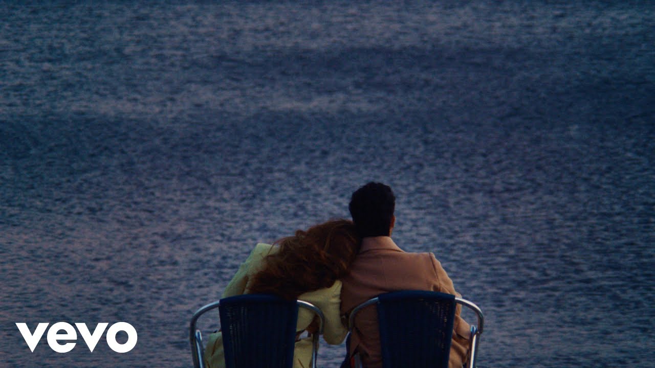 MCartaa's tweet card. Alfred García - T'estiu (Lyric Video) (Official)