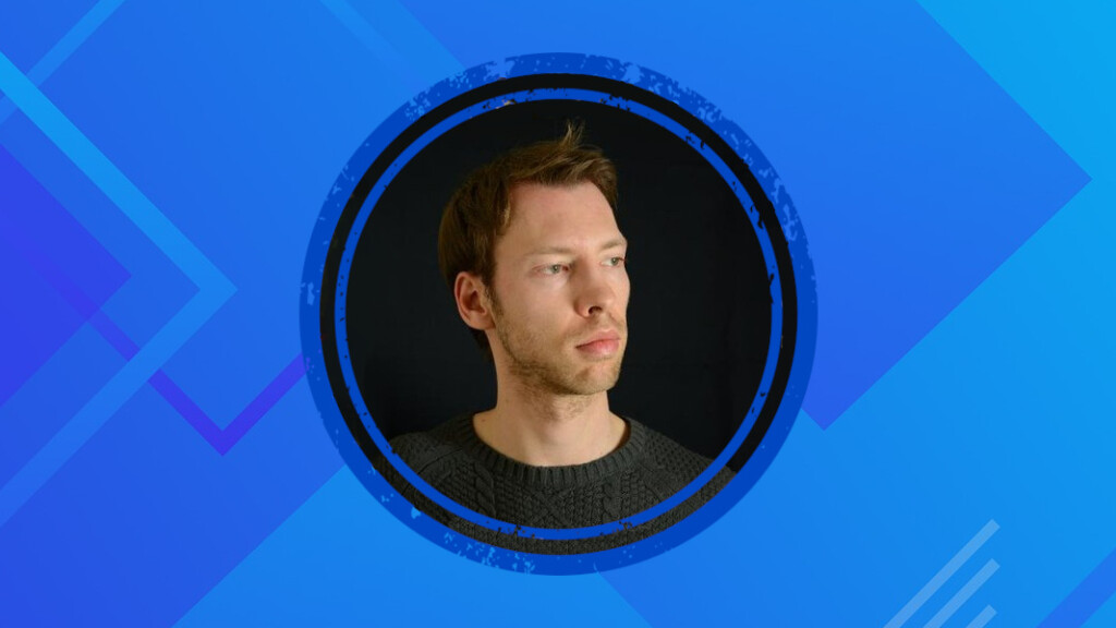 octulioBiletan's tweet card. El otro día me di cuenta de algo: al arrancar una de las aplicaciones que utilizo tras su última actualización, ahora muestra un llamativo «Made with ❤️ Europe». Es parecido al mensaje que se incluye...