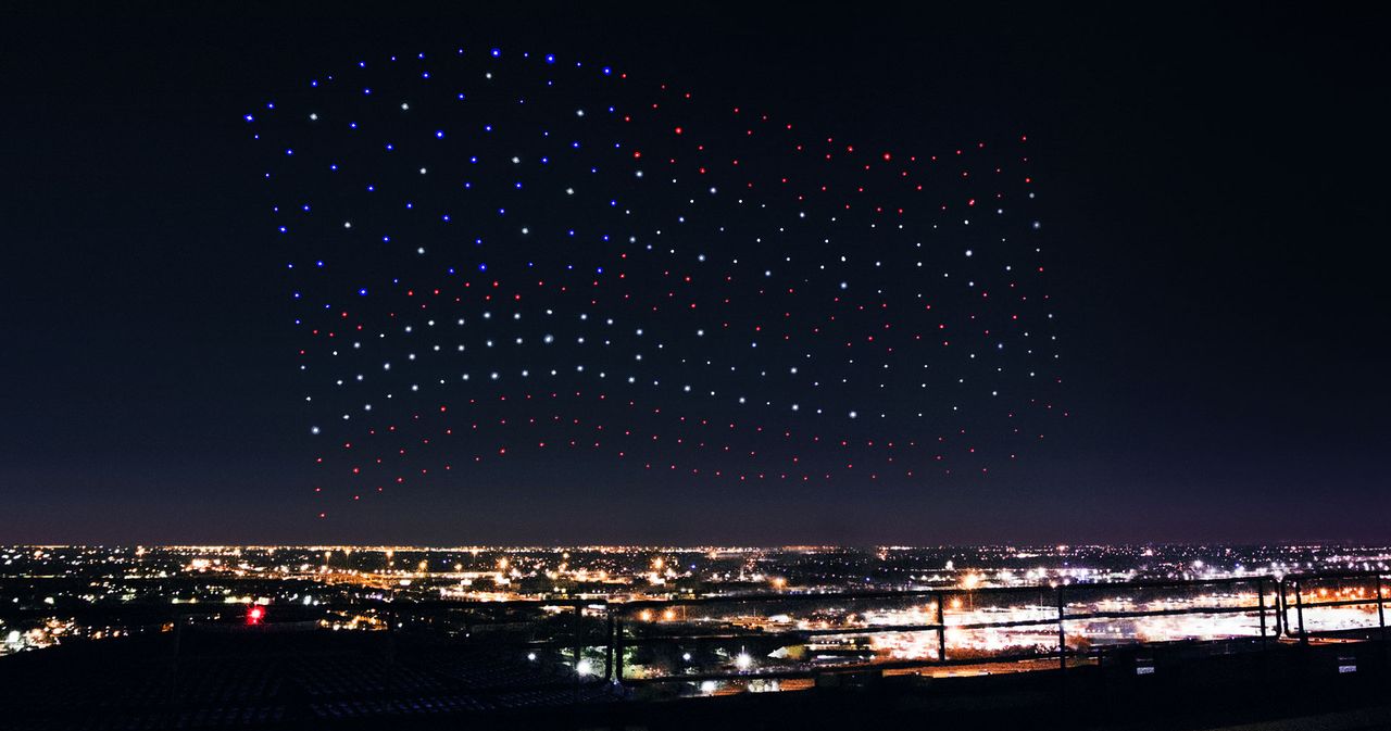 WIRED's tweet card. This year's Super Bowl halftime show featured hundreds of swirling, swarming drones.