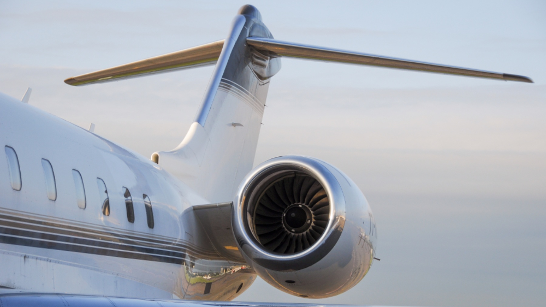 WinslowLance's tweet card. China has presented a revolutionary technological advance that could transform the future of aircrafts and aviation in general. The country has revealed the