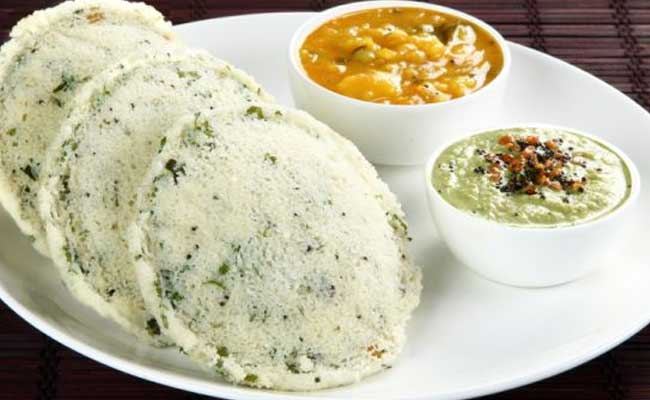 IchbinUjjaini's tweet card. खाद्य, उपभोक्ता मामलों और जनवितरण प्रणाली के मंत्री रामविलास पासवान ने फूड इंडस्ट्री के साथ एक बैठक बुलाई है, जिसमें चर्चा की जाएगी कि होटल्स और रेस्टोरेंट में परोसे जाने वाले भोजन में खुराक की...