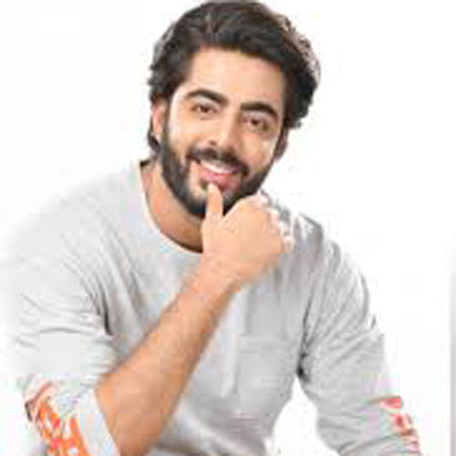 Runak_love's tweet card. 25 Years of Excellence - Together!