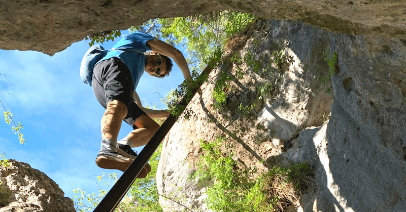 bentomlai's tweet card. How GetYourGuide ML platform team leverages BentoML to ship real-time ML services.