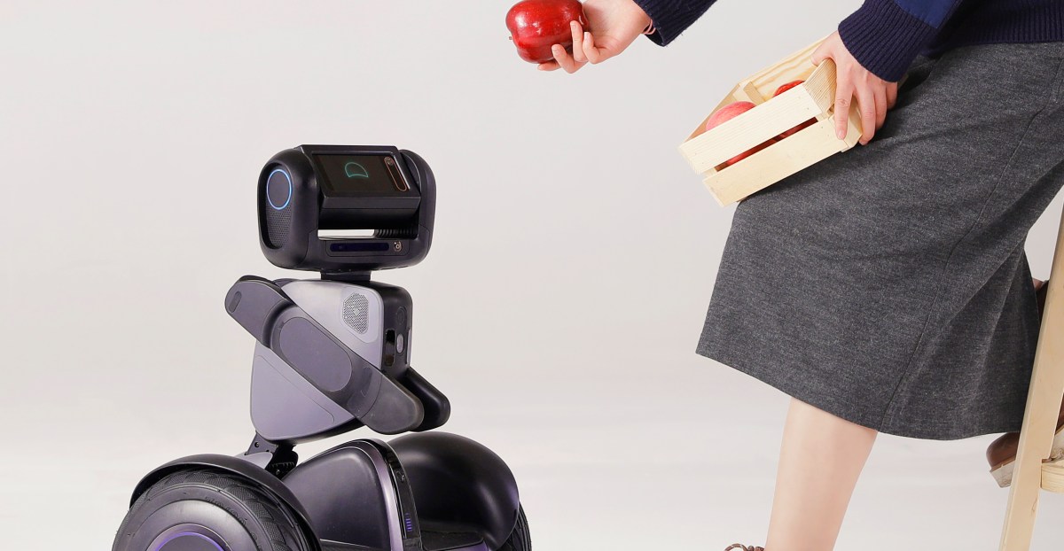 TechSUPS_Now's tweet card. A personal transport robot that’s also a personal robot.