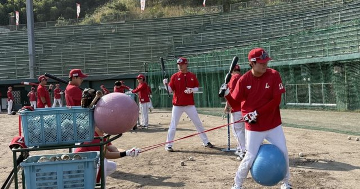 radionjoa's tweet card. (엑스포츠뉴스 유준상 기자) SSG 랜더스가 일본 가고시마현 사쓰마센다이시 종합운동공원에서 ‘가고시마 유망주 집중 육성 캠프’를 진행하며 차세대 주전 육성에 본격적인 시동을 걸었다