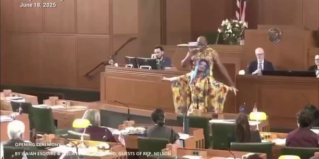 PullTheShade3's tweet card. The Oregon House of Representatives’ session began on Wednesday with two Black drag queen performers lip-synching to songs by Aretha Franklin and Beyonce.