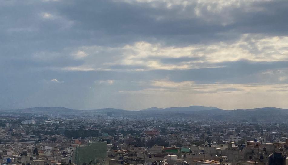 diaplazajuarez's tweet card. La Subsecretaría de Protección Civil y Gestión de Riesgos informa sobre el pronóstico de las condiciones hidrometeorológicas para los días 9 y 10 de noviembre: Domingo 9 de noviembre  Se pronostican...