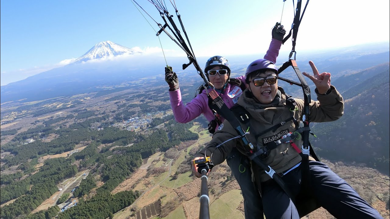 CASIO_PERU's tweet card. Casio EXILIM FR100 hands on with Paragliding at Asagiri Japan