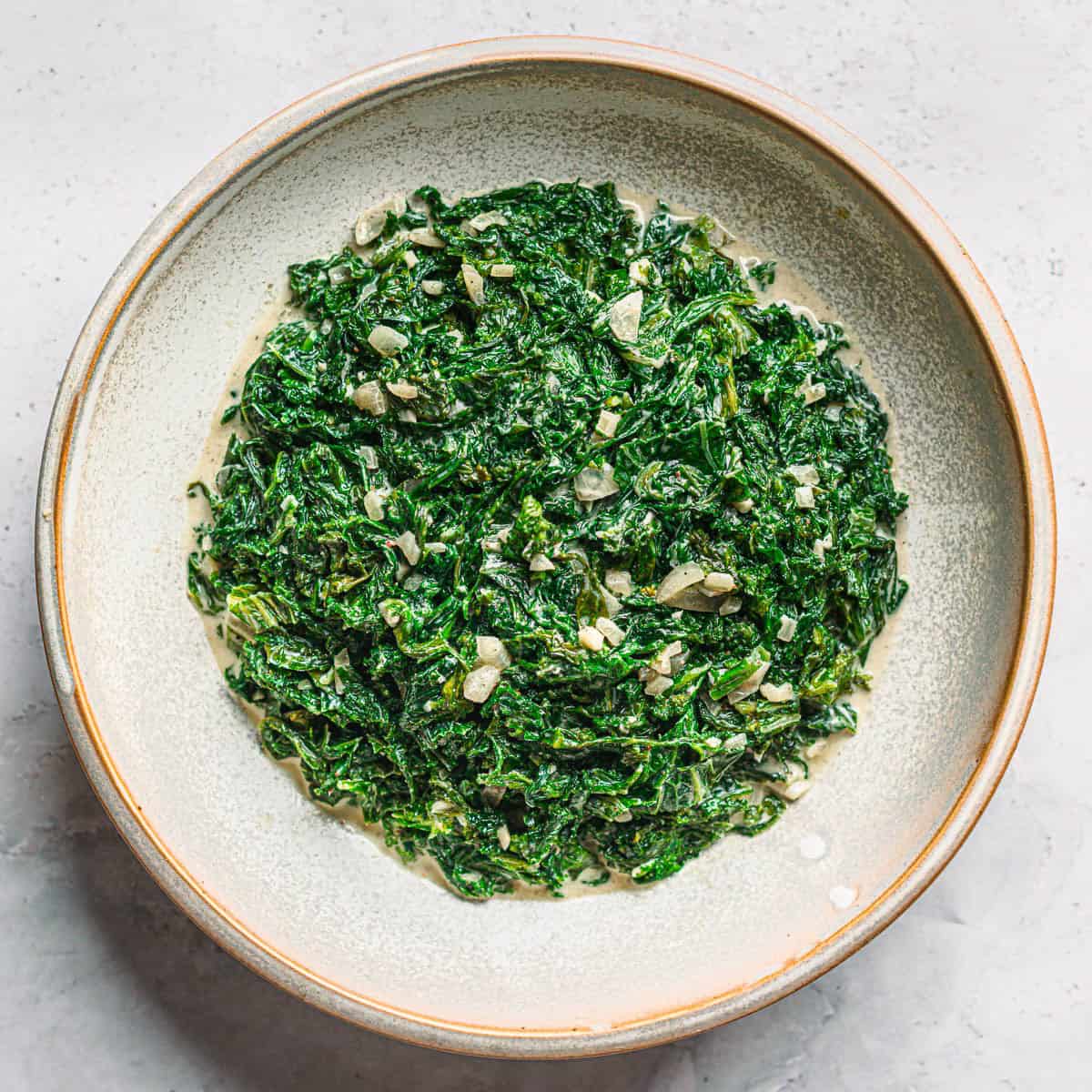 PoshJournalBlog's tweet card. Make this easy Creamed Mustard Greens recipe in under 30 minutes. A delicious twist on classic creamed spinach.