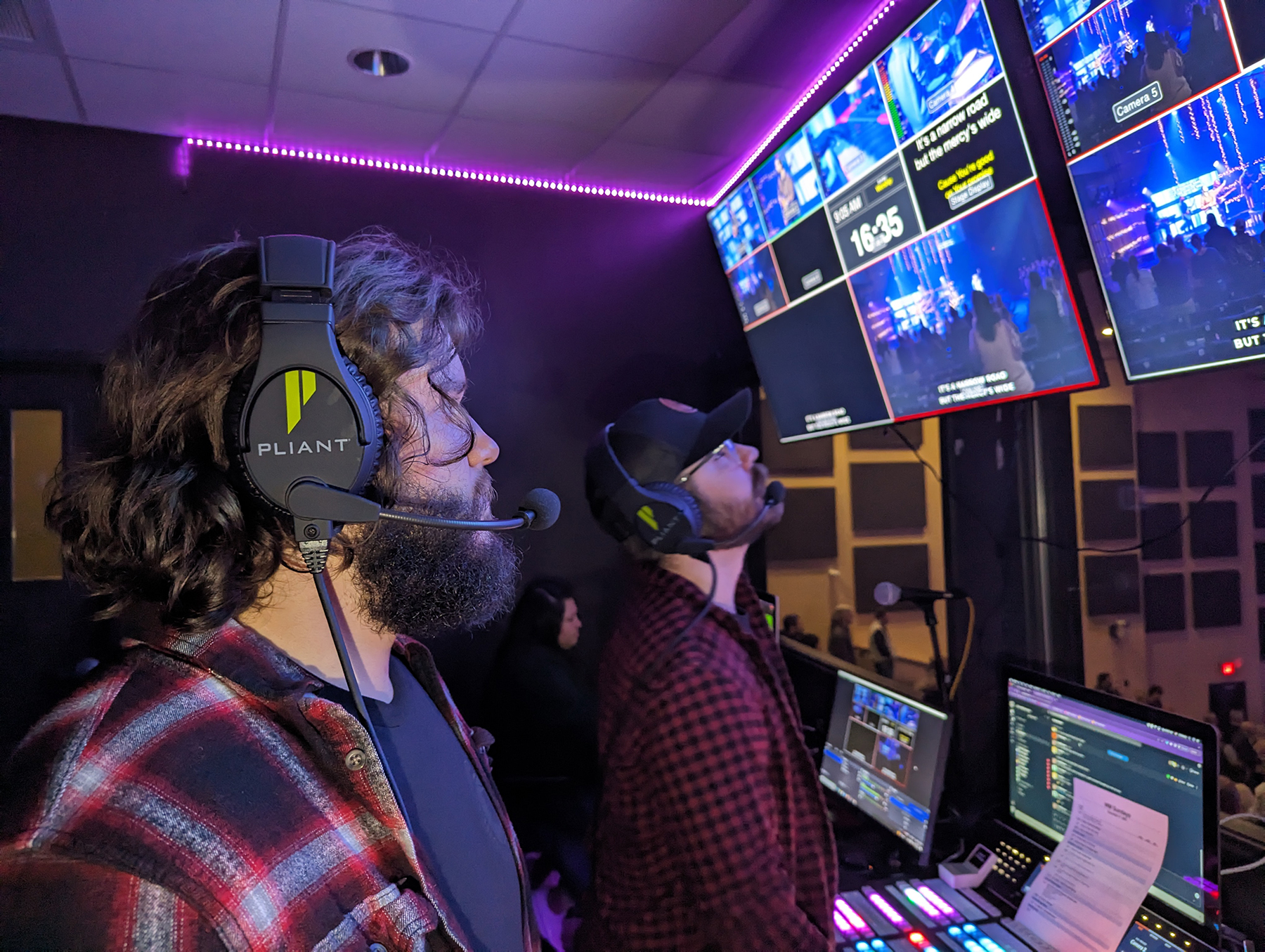 DPaganComm's tweet card. CrewCom Wireless Intercom System is Church’s “Go-to Intercom Solution” for its Largest Campus  WEST MONROE, LOUISIANA — A multi-site church with campuses in West Monroe, Ruston, and Sterlington,...