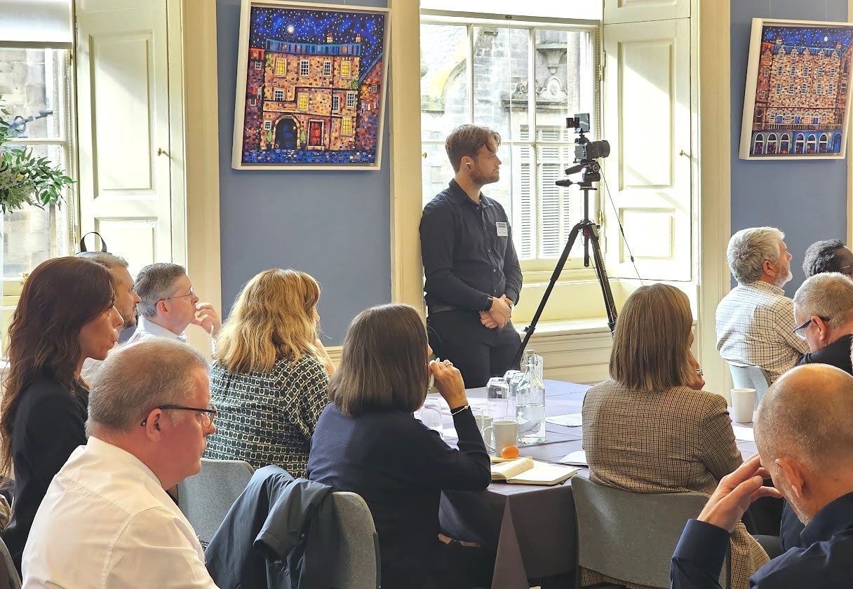 SmartClassesUK's tweet card. Hone your smart strategy! Learn from our latest Smart Class retrospectives, insightful expert views, industry leading research, case studies and more.