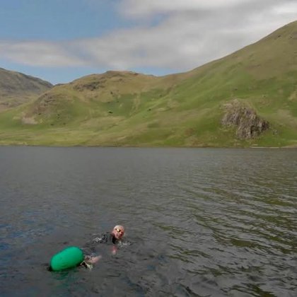 Tweet card summary image