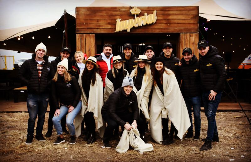 Quasimodoap's tweet card. Del 1 al 4 de junio Quasimodo acciones promocionales estuvo presente en AGROACTIVA SA con más de 25 chicos/as en distintos sectores y marcas que se hicieron presente. #Agroactiva2022 #AccionesPromo...