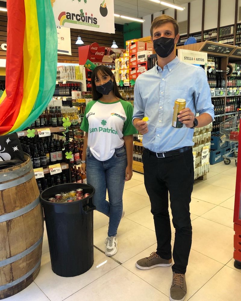 Quasimodoap's tweet card. En el día de ayer Quasimodo acciones promocionales estuvo presente de manera simultánea en la cadena de Supermercados ArcoIris de Nuevo Premium SA en sus sucursales Houssay y Fisherton Plaza Open...