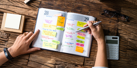 magnolia_groupe's tweet card. Différents dispositifs vont se mettre en place au cours de cette année, dont la résiliation à tout moment des contrats.