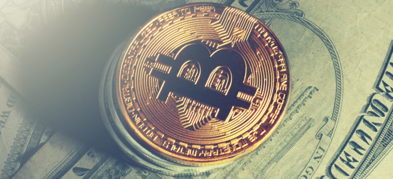 CriptoNoticias's tweet card. La posibilidad de que el sistema financiero siga generando dinero a partir de deuda y sin respaldo real, contrasta con la capacidad que tiene Bitcoin para crear valor a partir del desarrollo técnico...