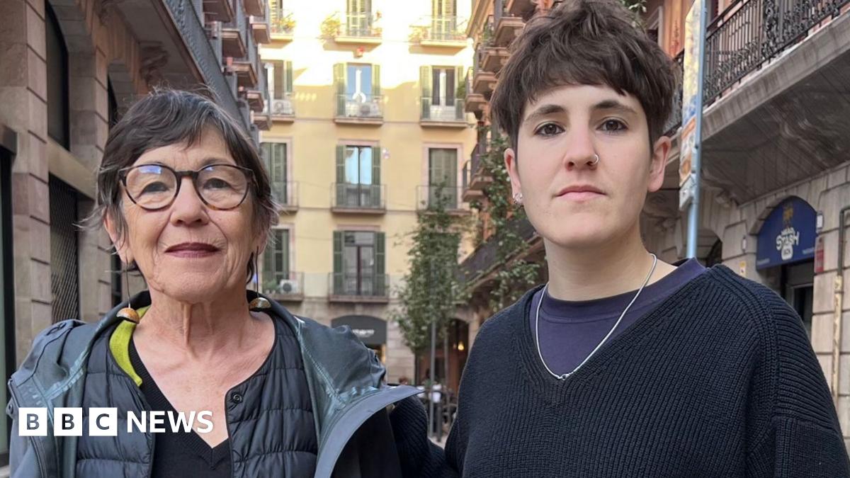 Doc_IonaCollins's tweet card. Marina's mother was held against her will in a convent in 1960s Spain under Franco's regime.