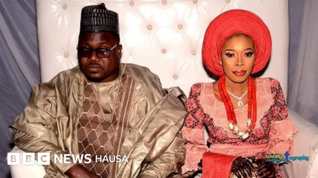 bbchausa's tweet card. "Babban abin radadi a gare ni shi ne ba ni da ido da zan kalli matar da na aura a baya bayan-nan, sannan ko da 'yan uwana da mahaifinmu ya haifa a baya na, su ma ban san yadda kamar su take ba duk da...