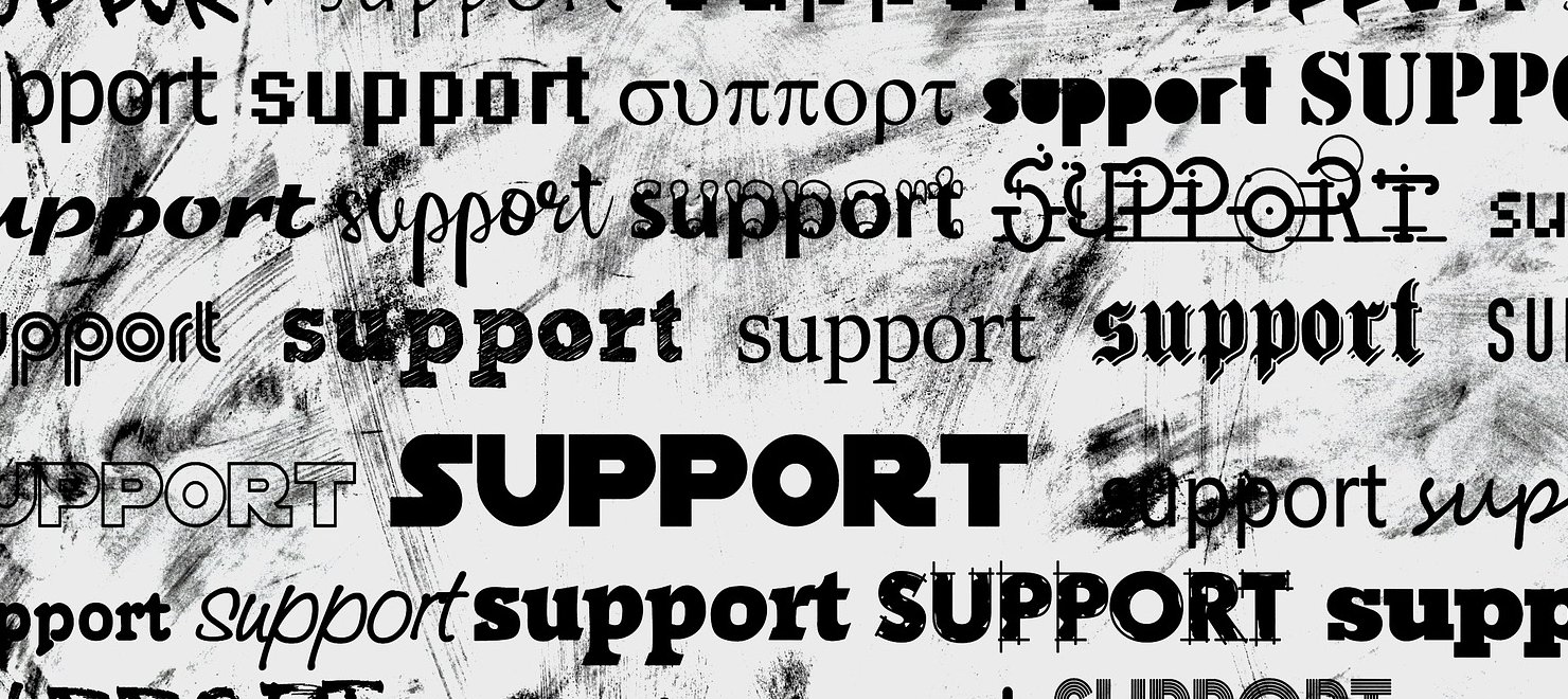 DevOpsSchweiz's tweet card. „IT Operations ist sowieso zu langsam, viel zu starr und verhindert absichtlich den Fortschritt aus der Entwicklung mit viel zu komplizierten Prozessen. Und wer braucht eigentlich Change Management?“...