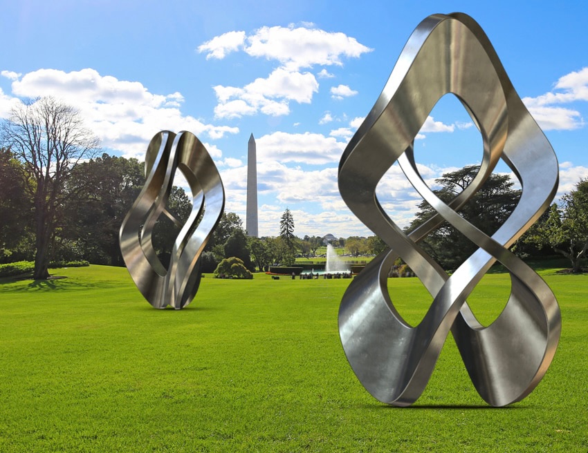 MoMath1's tweet card. The National Museum of Mathematics presents an augmented-reality art show you look at on your phone.