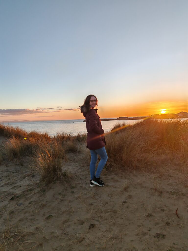 SarahCBlogger's tweet card. How To Build Self-Esteem [6 Unconventional Thoughts + Personal Stories] In this post, I’ll be sharing some anecdotes that have moulded my beliefs about self-esteem, how to build it and what barriers...