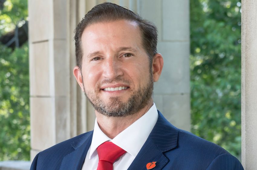 garen_armstrong's tweet card. KANSAS CITY, December 18, 2023 — As plans are underway for the 2024 Kansas City Heart Ball, Garen Armstrong, Executive Director of Shamrock Roofing has been named chair of this year’s campaign. The...