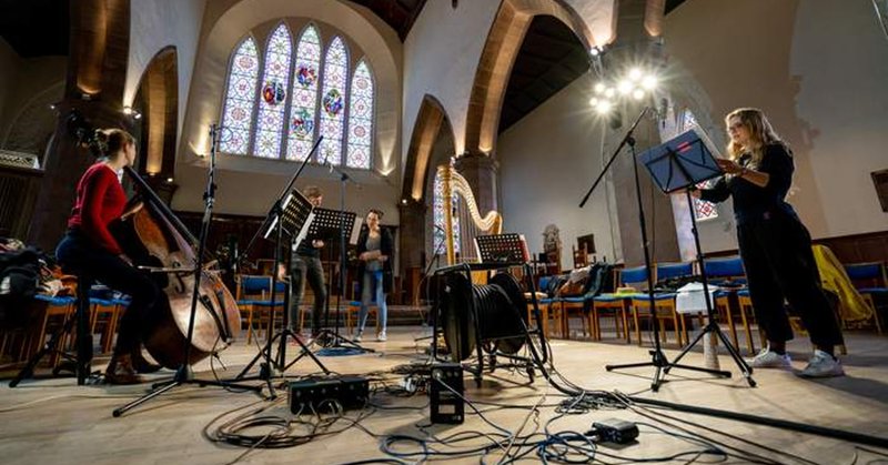 Tweet card summary image