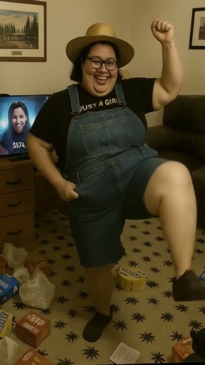 clariceBee4U's tweet card. Beej and doing the stanky leg