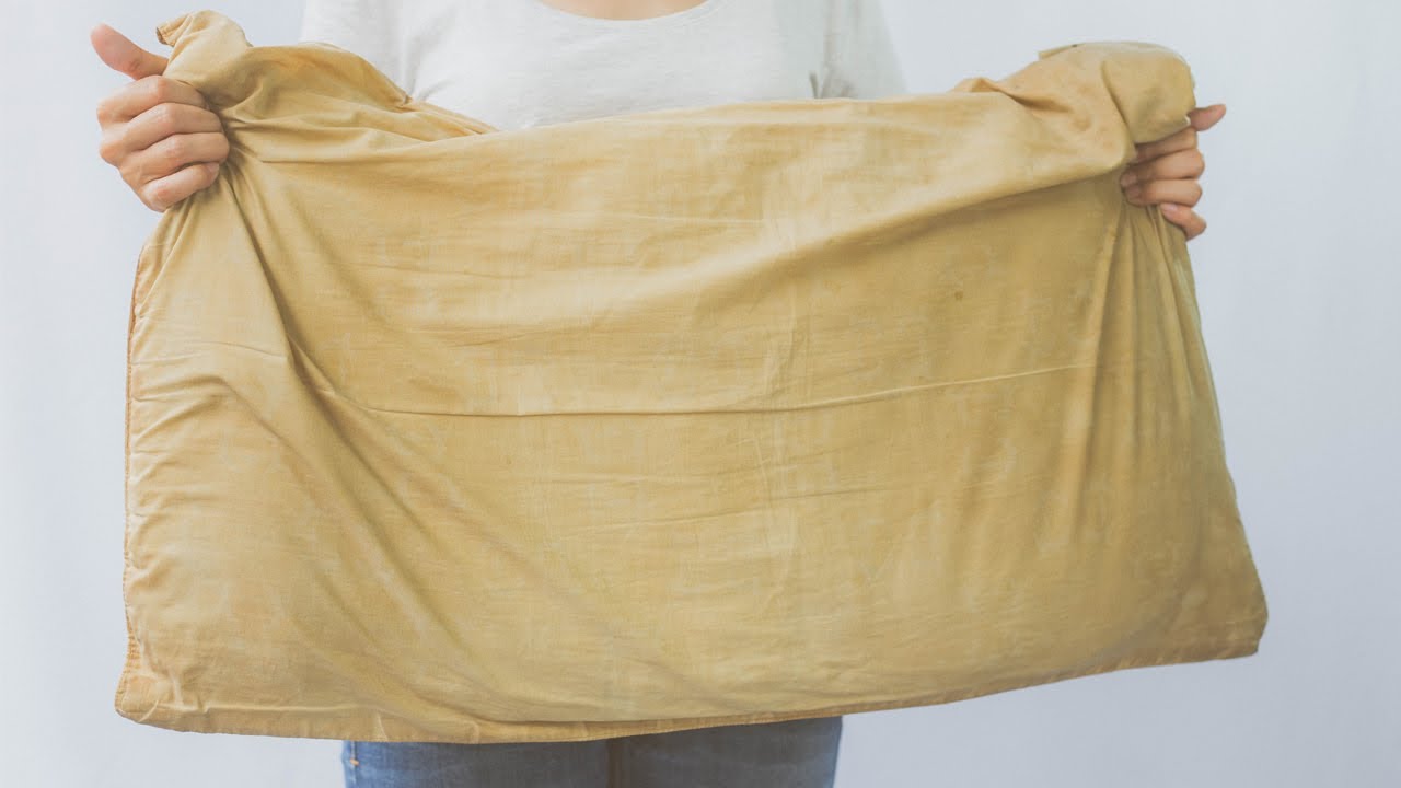 MattSmothYT's tweet card. How To Clean a Pillow