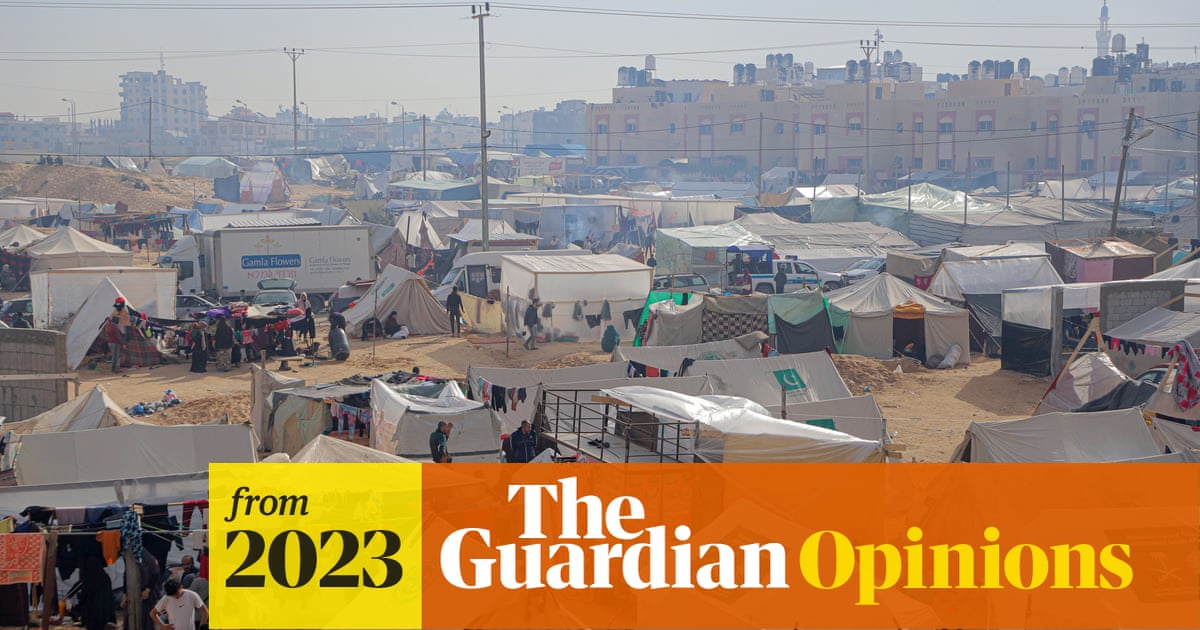 devisridhar's tweet card. A quarter of its Gaza’s population could die within a year due to outbreaks caused by this unprecedented conflict, says Devi Sridhar, chair of global public health at the University of Edinburgh