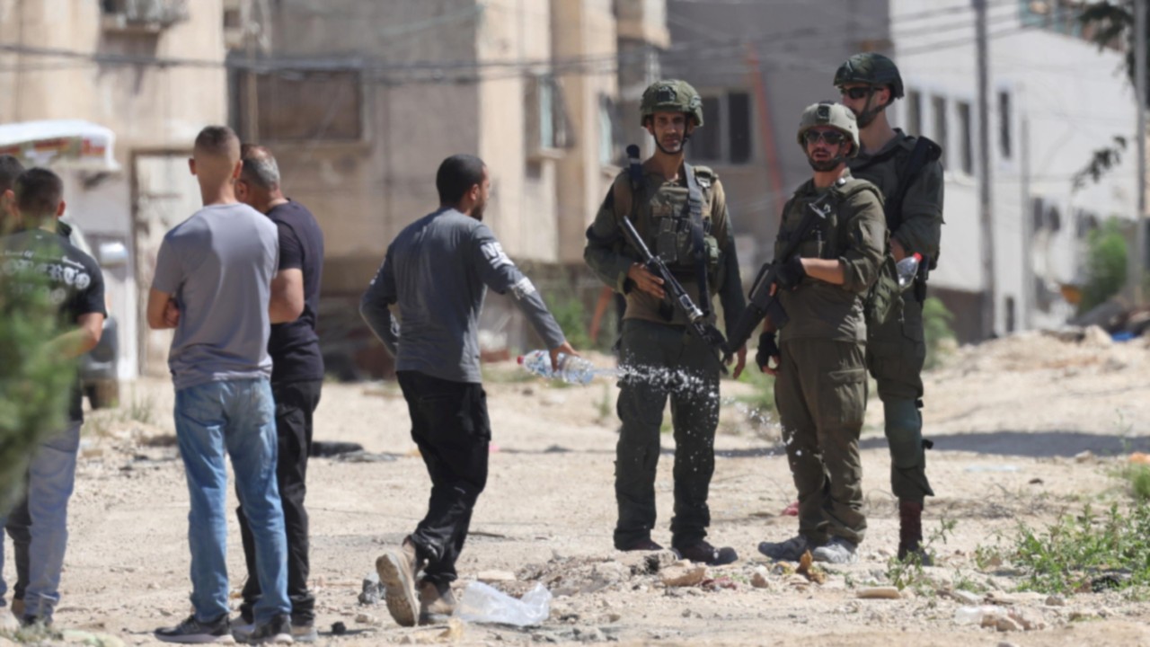 oss_romano's tweet card. Papa Francesco lo aveva gridato tante volte: il fondamento delle guerre sono sempre interessi economici di spoliazione e conseguente arricchimento. Ci sono voluti 21 mesi di guerra e 57mila morti,...