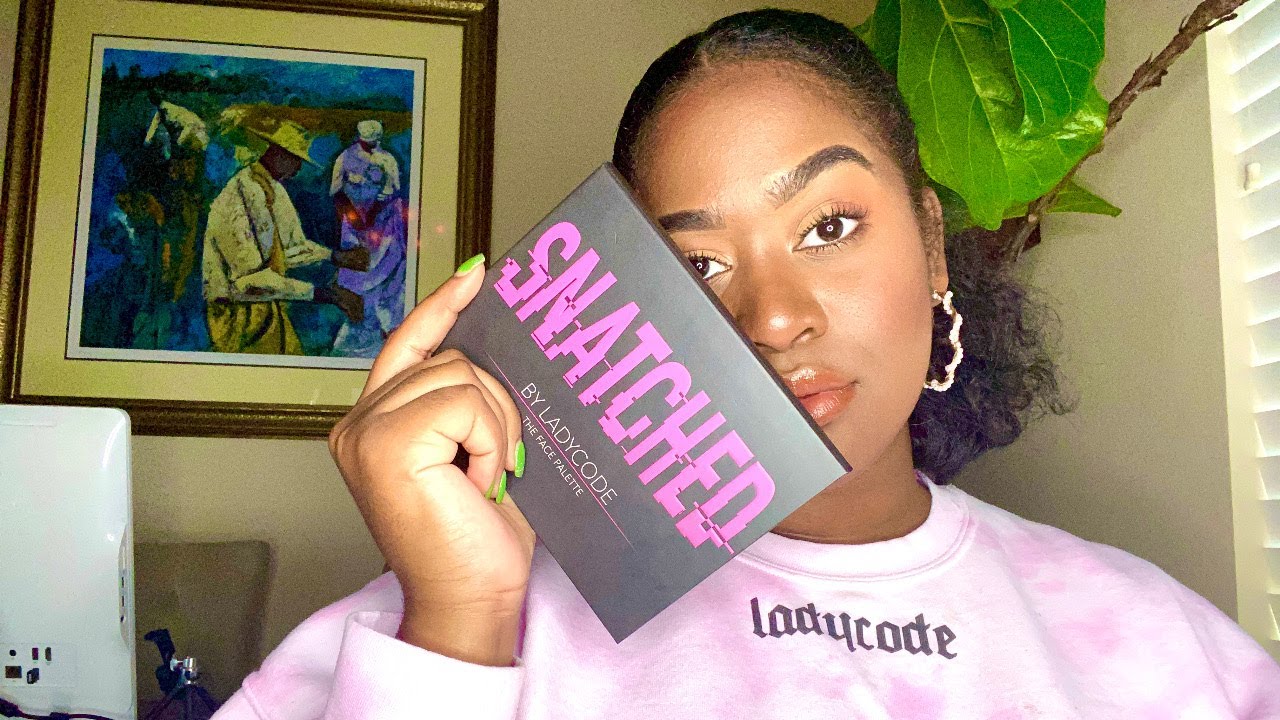 LadyCode_'s tweet card. SNATCHED by LadyCode