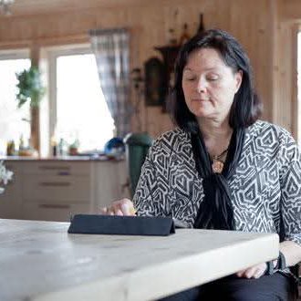 Tweet card summary image