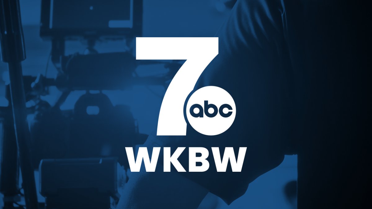 l_kenney's tweet card. The City of Buffalo is looking into a program that would shovel every single inch of the city's 2,000 miles of sidewalk. It would be done through a surcharge added to the budget that each resident...