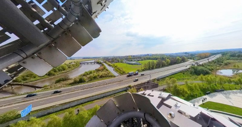 Tweet card summary image