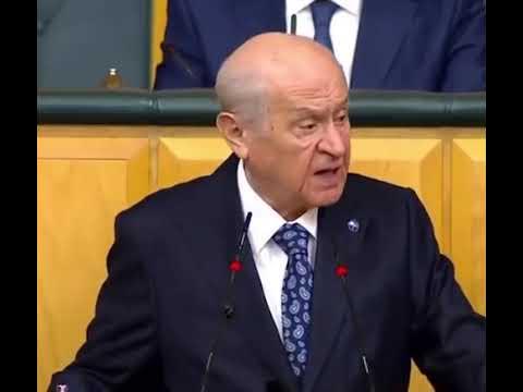 ubgitmez's tweet card. Bahçeli “Karl Marx” diyemedi; Harş Mark dedi